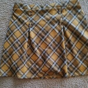 Beautees Plaid Skirt/skort | Built-In Shorts | Woman Size XL yellow/Black